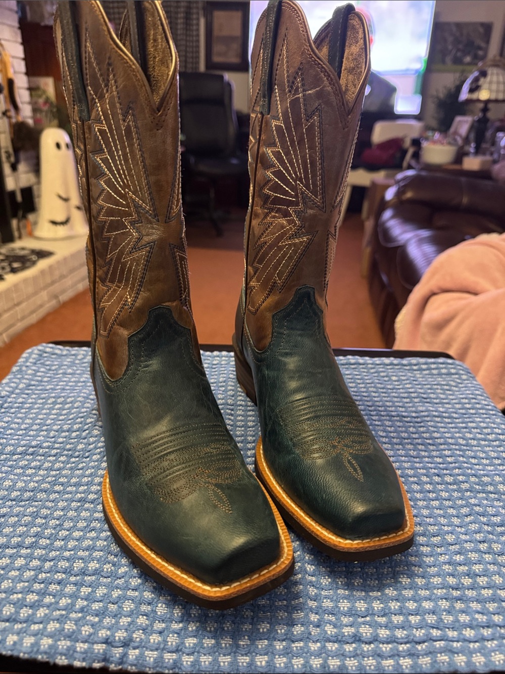 Women’s Two-Tone Brown and Teal Leather Western Boots